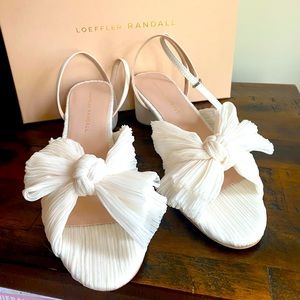 Loeffler Randall Dahlia Bow Heels in Pearl White, size 8, brand new